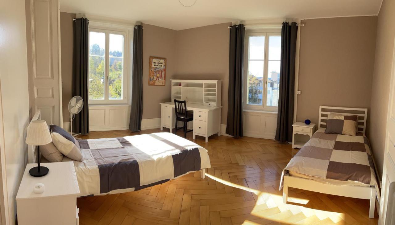 Le Locle : Bel Appartement Chaleureux Exteriér fotografie