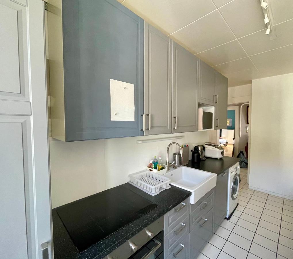 Le Locle : Bel Appartement Chaleureux Exteriér fotografie